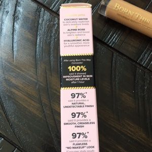 Too Faced Makeup - Too Faced Born this way concealer Too Faced Makeup - Too Faced Born this way concealer